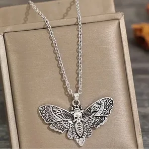 Vintage Butterfly Skull Decor Clavicle Chain Pendant Necklace thumbnail 1