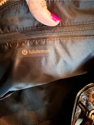 Lululemon Large Slouchy Sling Bag 13L Metal Hardware leopard print NWT thumbnail 10