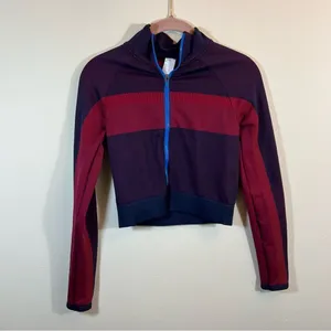 Fabletics Tory‎ Cropped Seamless Jacket in Deep Navy / Haute Red / Lake Small thumbnail 3