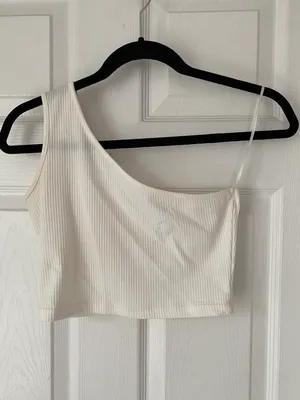 Trendy Two Piece thumbnail 4
