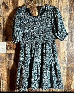 Wild Fable women's dress blue with flower print. Size medium 35 length x 16 wide Look at back missing hook rm 17 thumbnail 2