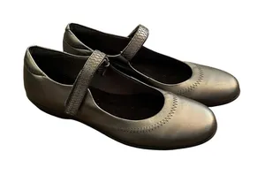 Walking Cradles Mary Jane Flats Comfort Strap Low Heel Metallic Gray 7N thumbnail 1
