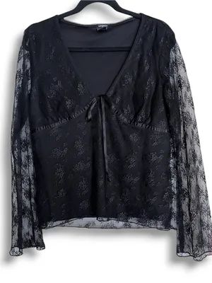 Vintage Black Lace V-Neck Tie Front Blouse thumbnail 2
