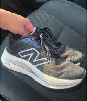 New Balance Sneakers thumbnail 1