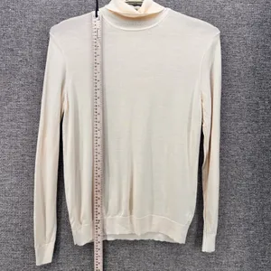 Uniqlo Wool Turtleneck Sweater Yellow‎ Large thumbnail 6