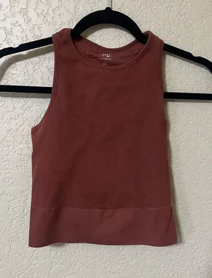 Abercrombie YBP crop top thumbnail 1