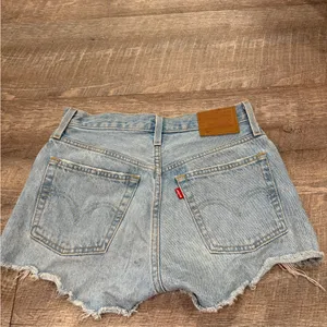 Levi's 501 shorts thumbnail 2