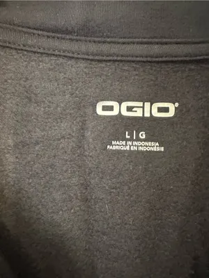 OGIO Women's Black Zip thumbnail 2