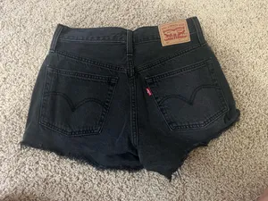 Levi’s Jean Shorts thumbnail 2