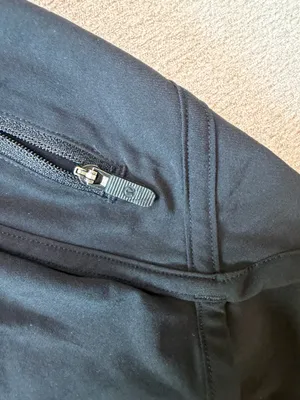 Lululemon Shorts Black Women’s 4 thumbnail 4