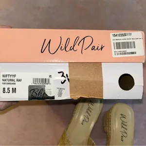 Wild Pair Niftyy woven espadrille beige heeled wedge size 8.5 open toe thumbnail 8