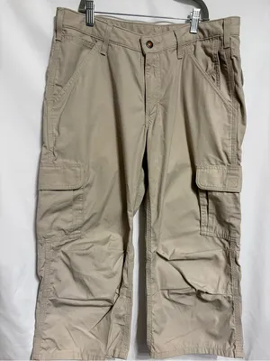 Carhartt Women’s SZ 8 Cropped Cargo Pants in Light Khaki thumbnail 1
