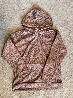 Leopard Print Hooded Pullover thumbnail 1
