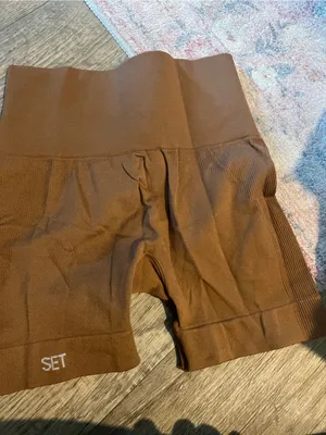 Set active High-Waist Women’s Brown Shorts thumbnail 6