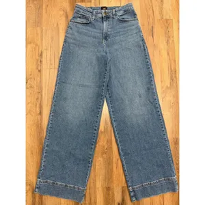 Lee High Rise Wide Leg Cuffed Jeans Women's Size 8‎ Long Light Wash Denim thumbnail 3