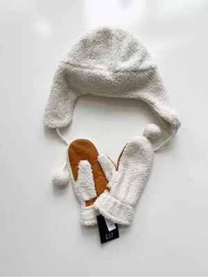 NWT GAP Sherpa Trapper Hat and Mittens Set Cream thumbnail 2