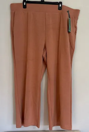 Terra & Sky Cropped Ponte Knit Pants in Dusty Rose size 2x thumbnail 1