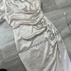 Elliatt Cinda Dress in Pearl thumbnail 5