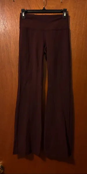 Women's High-Waist Flared Pants in Deep Plum thumbnail 1