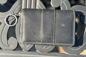 Coach Leather Wallet thumbnail 1