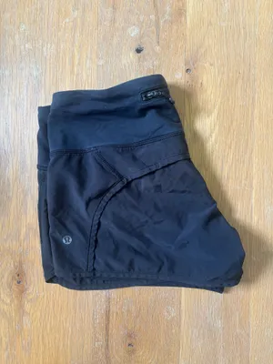 Lululemon Speed Up Shorts 4” Black  thumbnail 3