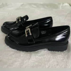Creation Chunky Platform Loafers Chain Buckle SlipOn Black Patent Size 7 thumbnail 6