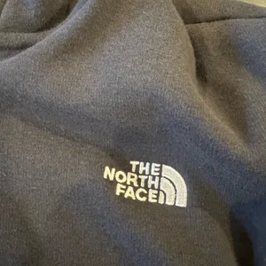 The North Face Black Fleece-Lined Jacket thumbnail 2