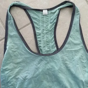 Lululemon‎ Athletica Exercise Tank Top​ thumbnail 3