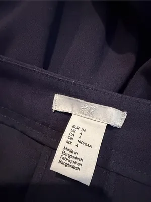 H&M navy dress pants thumbnail 4