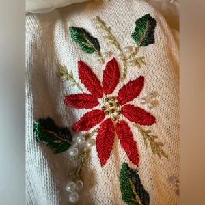 VINTAGE Victoria Jones White Embroidery Christmas Cardigan size L thumbnail 12