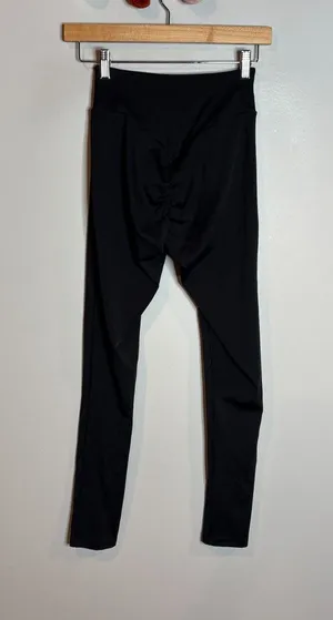 Gymshark black scrunch leggings thumbnail 1