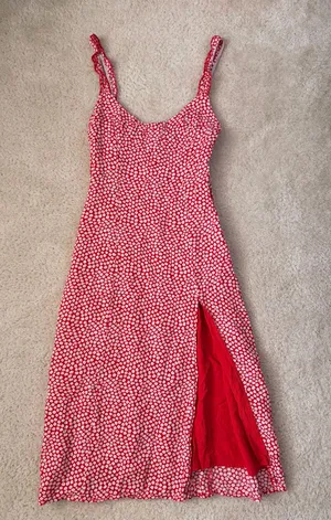 Red midi dress thumbnail 1