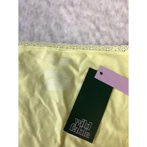 Wild Fable Womens Seamless Lace Trim Square Neck. Short Sleeve Top‎ Yellow Large thumbnail 2