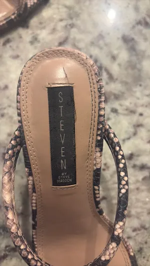 Steve Madden Snakeskin print heels thumbnail 4