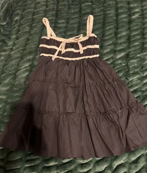 Black dress thumbnail 1