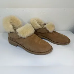 UGG McKay Chelsea Bootie Chestnut Sheepskin Ankle Boots Women’s Size 8 thumbnail 4