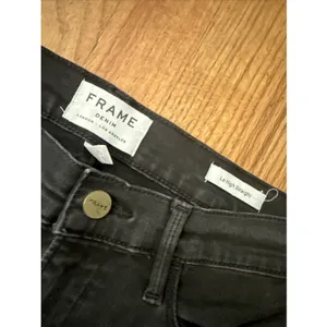 FRAME Le‎ High Straight Film Noir Black Jeans Distressed Hem SZ 28 6 thumbnail 4