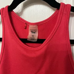 ARITZIA TNAction Kaplan Dress in Hibiscus Red Bodycon Racerback Mini XS‎ thumbnail 3