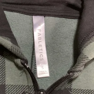 Fabletics Jumpsuit Women S Green Buffalo Plaid Fleece Hooded Pajamas Cabincore thumbnail 2