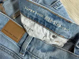 American Eagle Super High Rise Straight Jeans Size 10 Regular Light Wash Stretch thumbnail 4