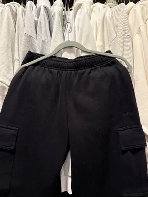 Aritzia Mega Cargo Sweatpants thumbnail 3