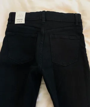 ZARA Flare Jeans thumbnail 5