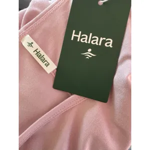 NWT Halara V Neck Long Sleeve Casual Top Women’s Size Small Light Elegant Pink thumbnail 6