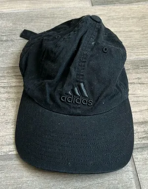 Black adidas baseball hat thumbnail 1