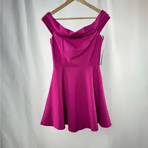 NWT Lulus Season of Fun Off-the-Shoulder Skater Dress in Magenta Size Small‎ thumbnail 5