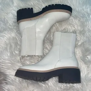 Open Edit Ivory Women's White Mya Lug Sole Chelsea Boot thumbnail 4