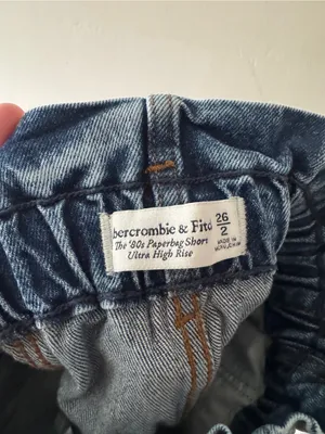 Abercrombie & Fitch The 80s Paperbag Short Ultra High Rise thumbnail 4