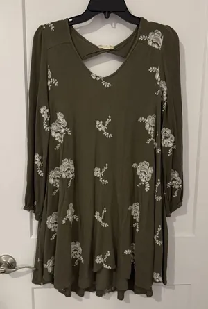 Green Altar’d State Dress (Size Medium) thumbnail 1
