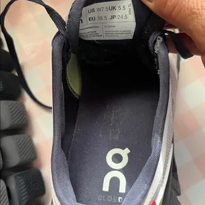 On Running Cloud X 3 orchid/Iron. Gray Size 7.5 thumbnail 13