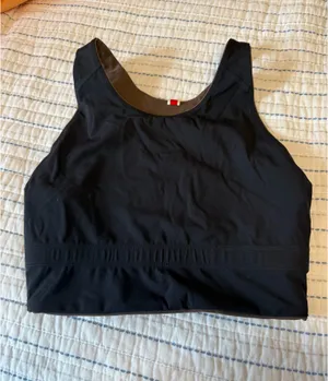 Tracksmith Turnover Crop Top thumbnail 4